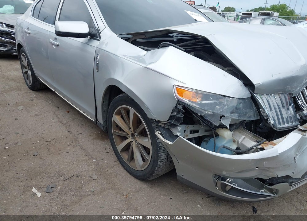2009 LINCOLN MKS VIN: 1LNHM94R09G616057