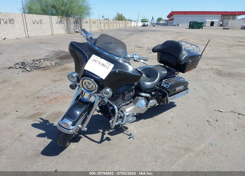 2005 HARLEY-DAVIDSON FLHTCI VIN: 1HD1FFW135Y665701