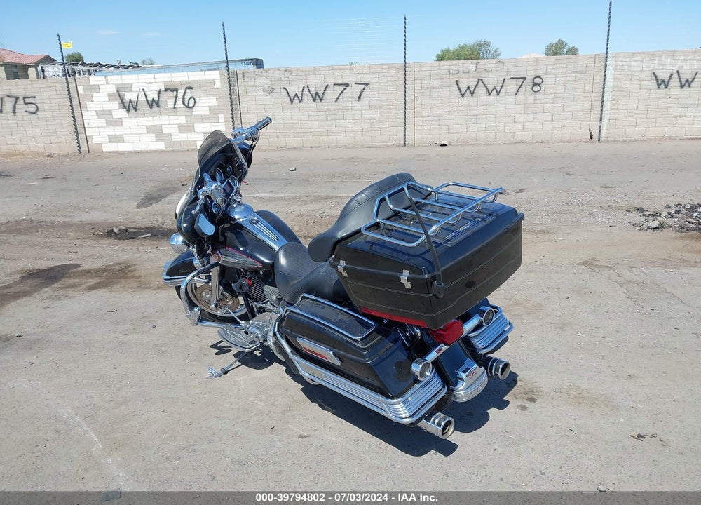 2005 HARLEY-DAVIDSON FLHTCI VIN: 1HD1FFW135Y665701