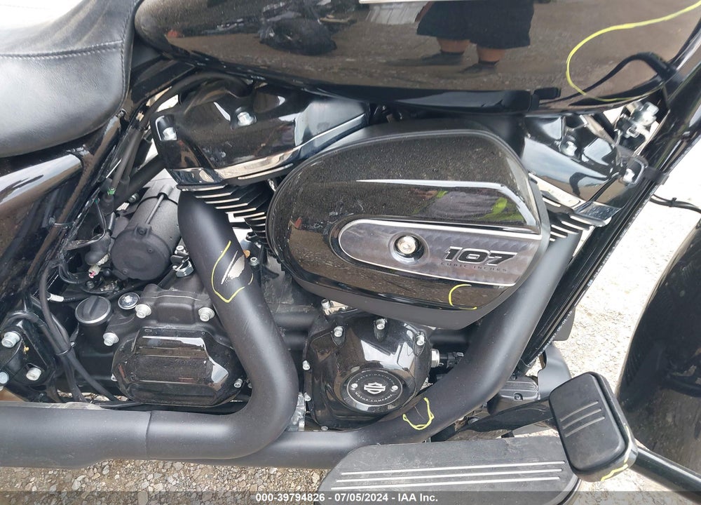 2018 HARLEY-DAVIDSON FLHXS STREET GLIDE SPECIAL VIN: 1HD1KRC12JB672685