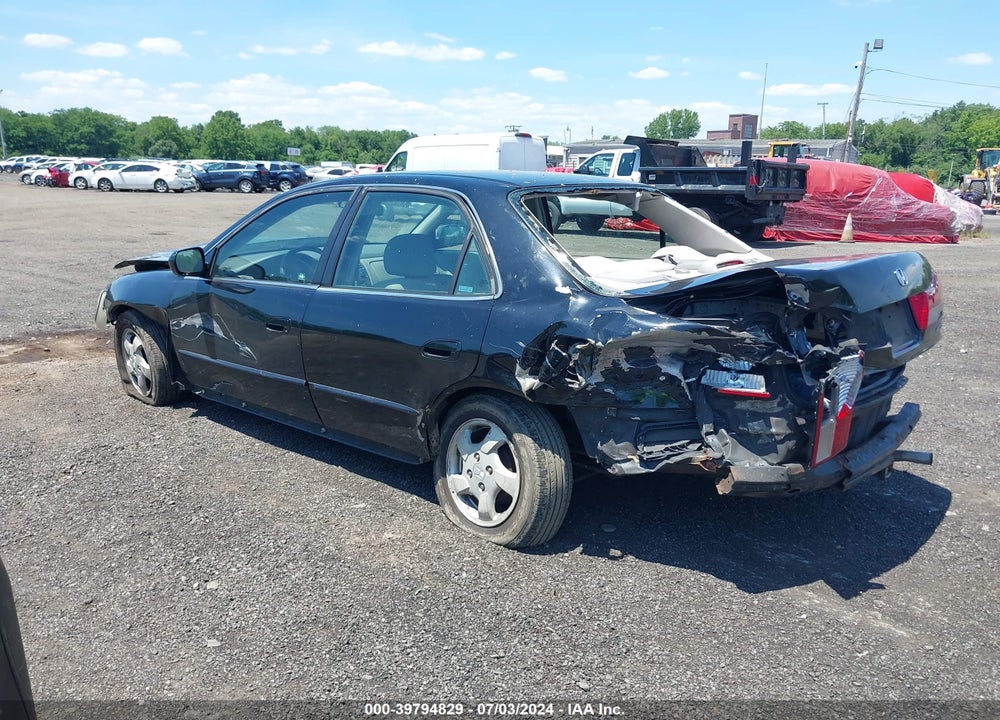 2002 HONDA ACCORD 2.3 LX VIN: 1HGCG66572A001286