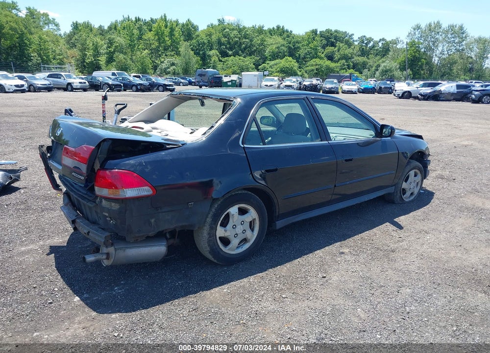 2002 HONDA ACCORD 2.3 LX VIN: 1HGCG66572A001286