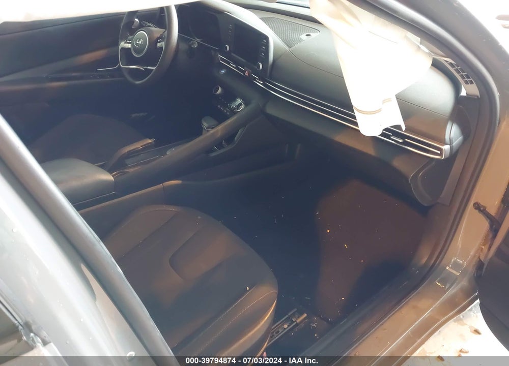 2022 HYUNDAI ELANTRA SEL VIN: KMHLM4AG1NU345182