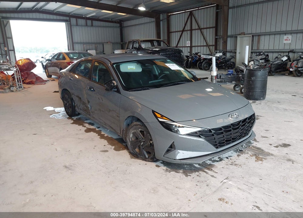 2022 HYUNDAI ELANTRA SEL VIN: KMHLM4AG1NU345182