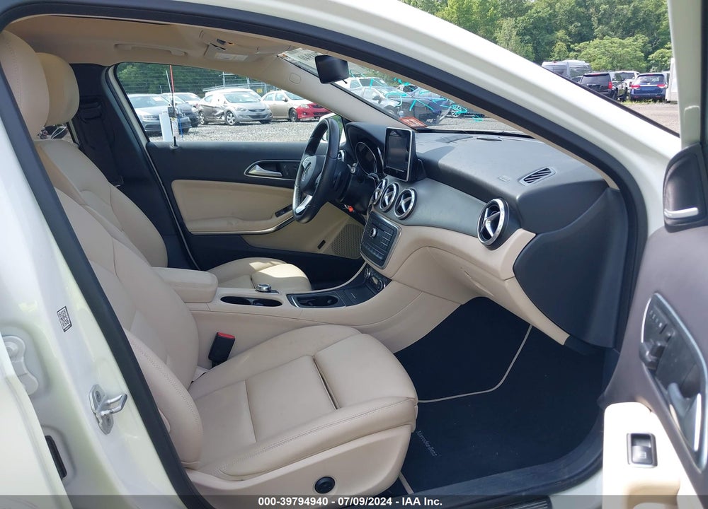 2017 MERCEDES-BENZ GLA 250 VIN: WDCTG4GB8HJ350502