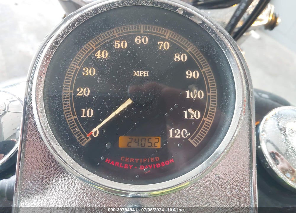1999 HARLEY-DAVIDSON FXDWG VIN: 1HD1GEV18XY332101