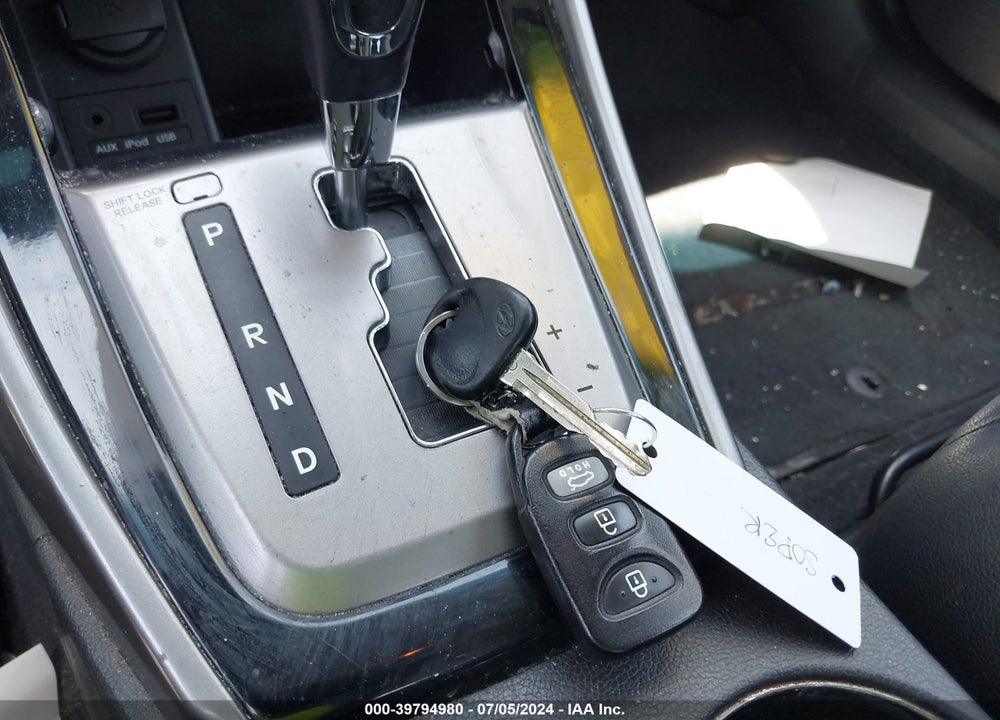 2013 HYUNDAI ELANTRA LIMITED VIN: KMHDH4AE2DU510713