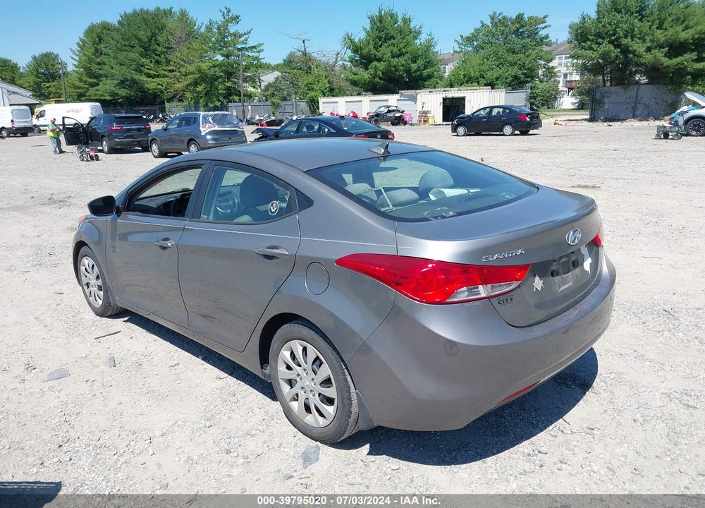 2013 HYUNDAI ELANTRA GLS VIN: 5NPDH4AE4DH161410