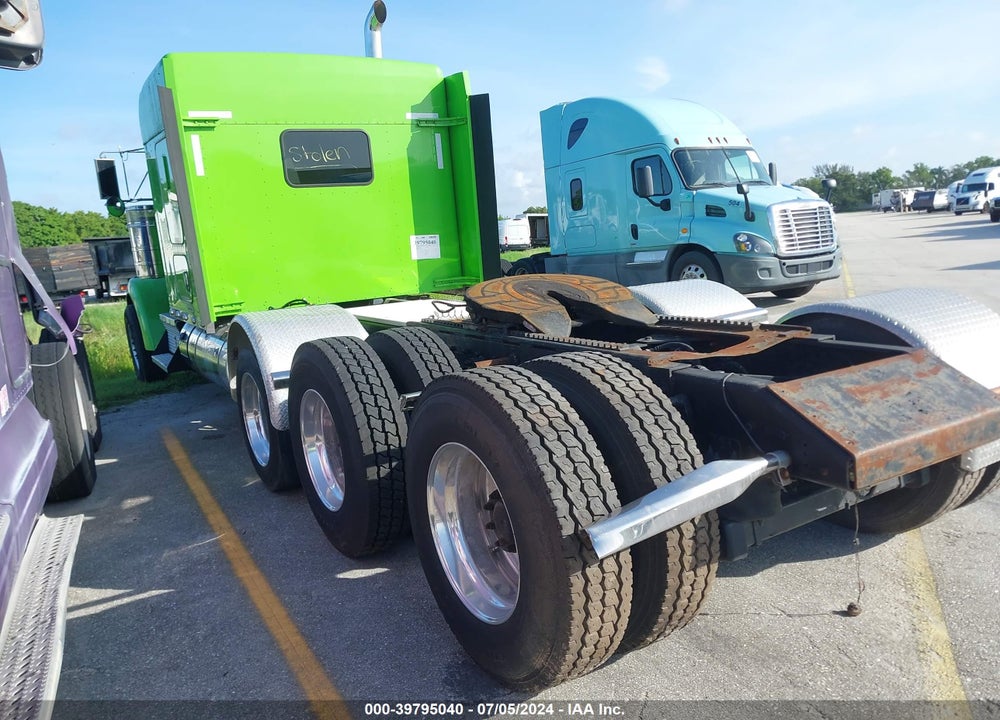 2014 KENWORTH W900 W900 VIN: 1XKWP4EX6EJ412092