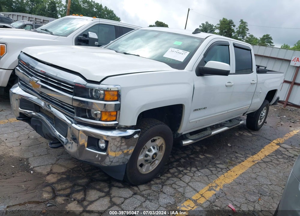 2017 CHEVROLET SILVERADO 2500HD LT VIN: 1GC1CVEG1HF110711