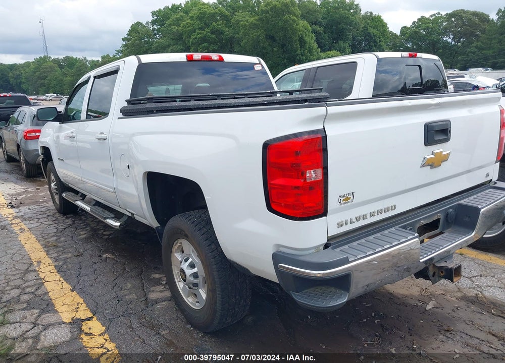 2017 CHEVROLET SILVERADO 2500HD LT VIN: 1GC1CVEG1HF110711