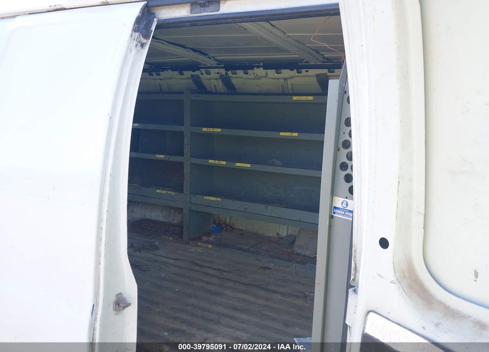 2009 CHEVROLET EXPRESS 2500 WORK VAN VIN: 1GCGG25C091115262
