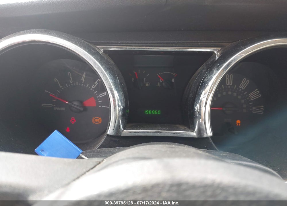 2006 FORD MUSTANG V6 VIN: 1ZVFT80N965136938