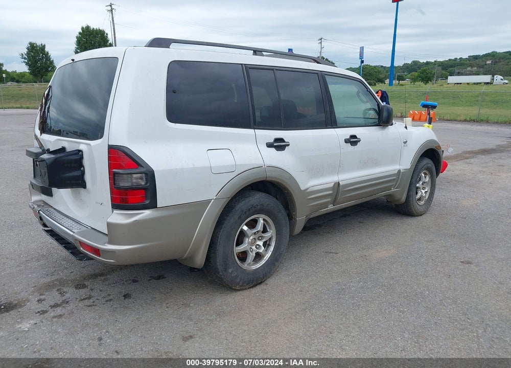 2002 MITSUBISHI MONTERO XLS VIN: JA4MW31R42J063589