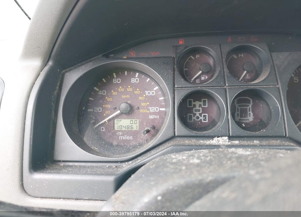 2002 MITSUBISHI MONTERO XLS VIN: JA4MW31R42J063589