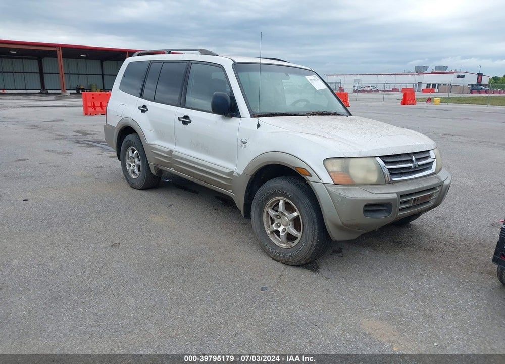 2002 MITSUBISHI MONTERO XLS VIN: JA4MW31R42J063589