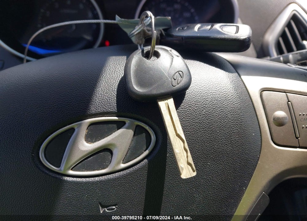 2013 HYUNDAI TUCSON GLS VIN: KM8JU3AC7DU655432