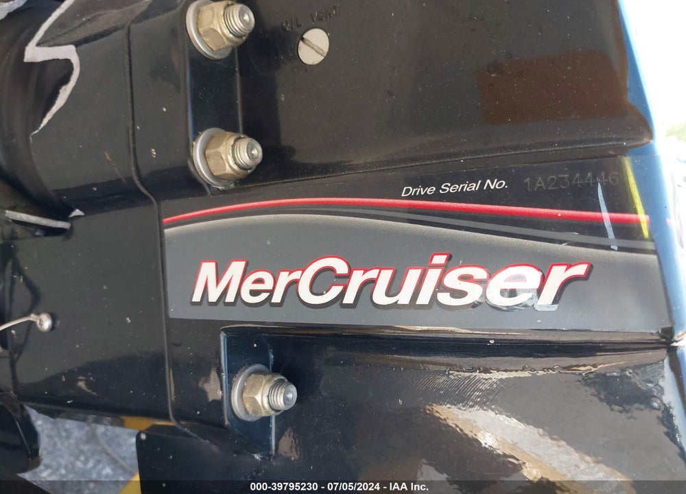 2009 WHITE RIVER MARINE GROUP BOAT VIN: BUJA10JEG809