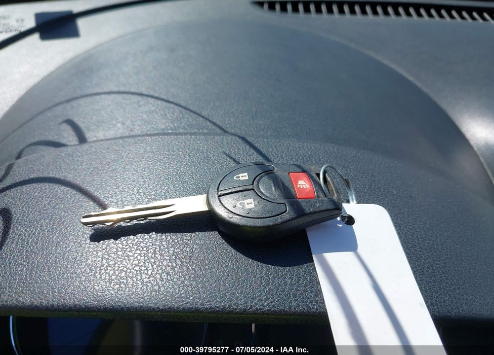 2013 NISSAN VERSA 1.6 SV VIN: 3N1CN7AP5DL859907