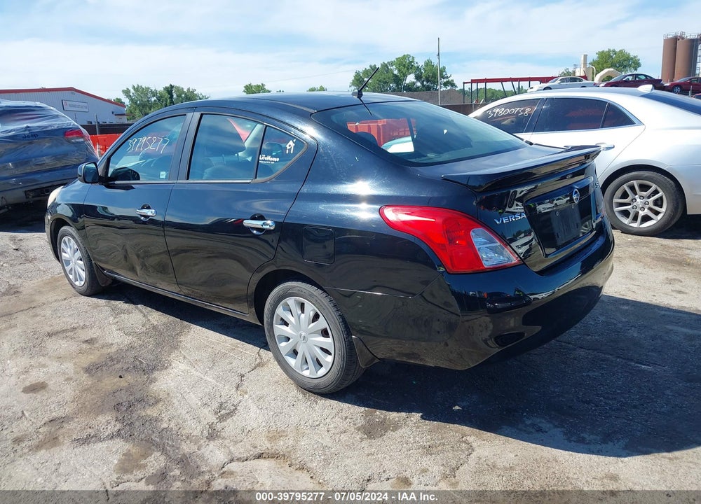 2013 NISSAN VERSA 1.6 SV VIN: 3N1CN7AP5DL859907