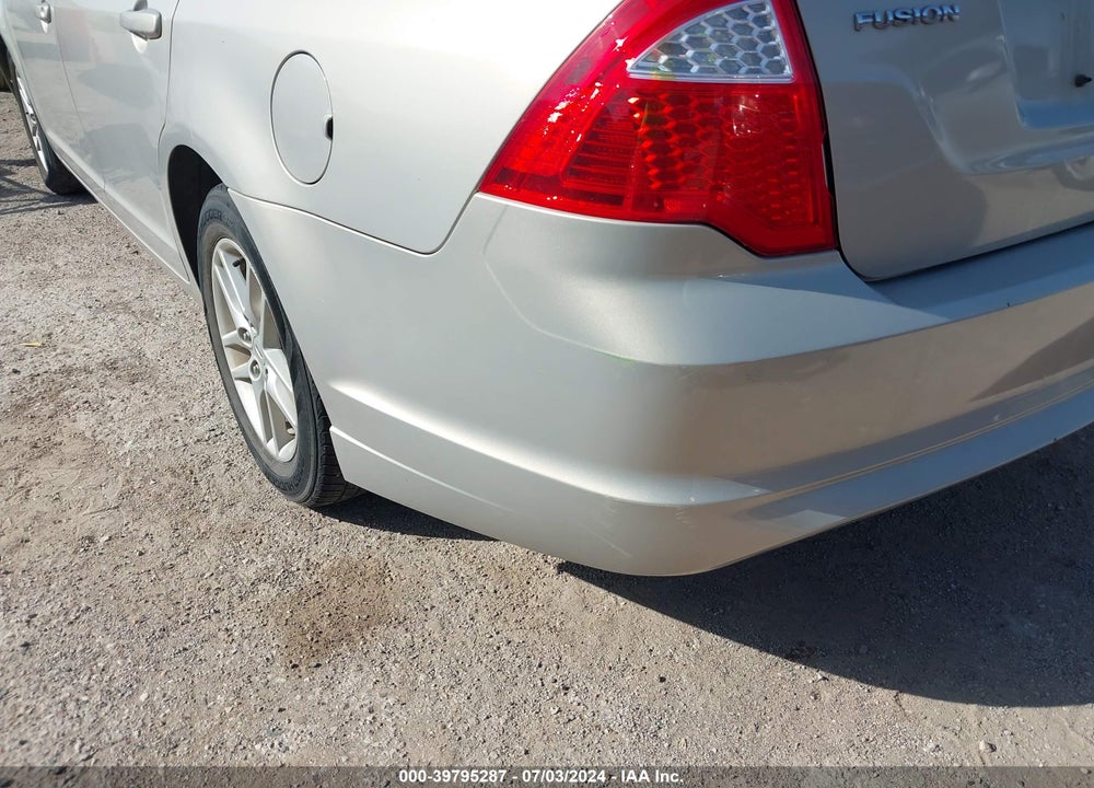 2010 FORD FUSION S VIN: 3FAHP0GA6AR275778