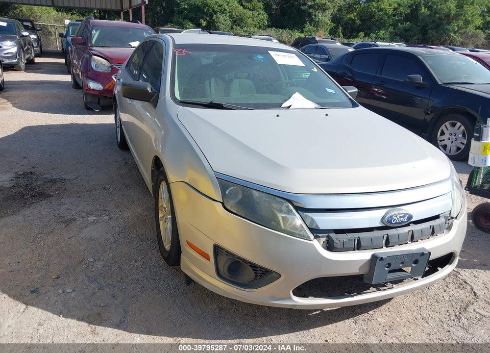 2010 FORD FUSION S VIN: 3FAHP0GA6AR275778