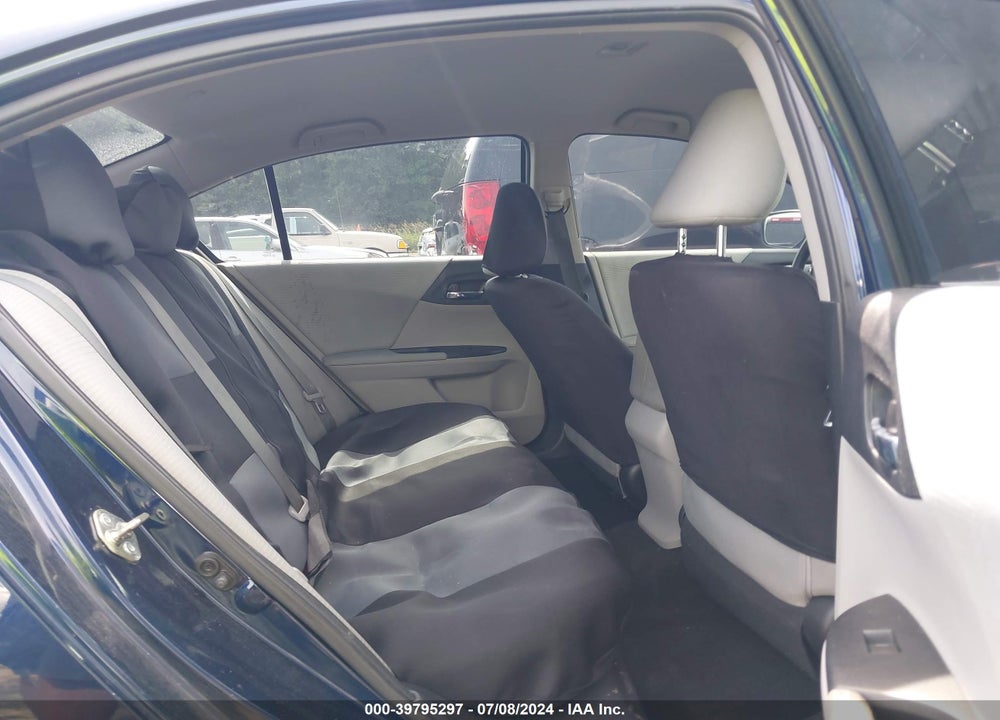 2015 HONDA ACCORD LX VIN: 1HGCR2F32FA039838