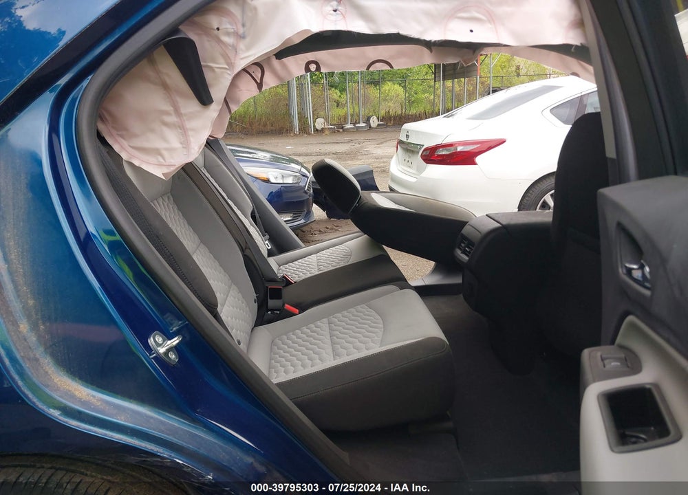 2019 CHEVROLET EQUINOX LT VIN: 3GNAXKEV2KL255519