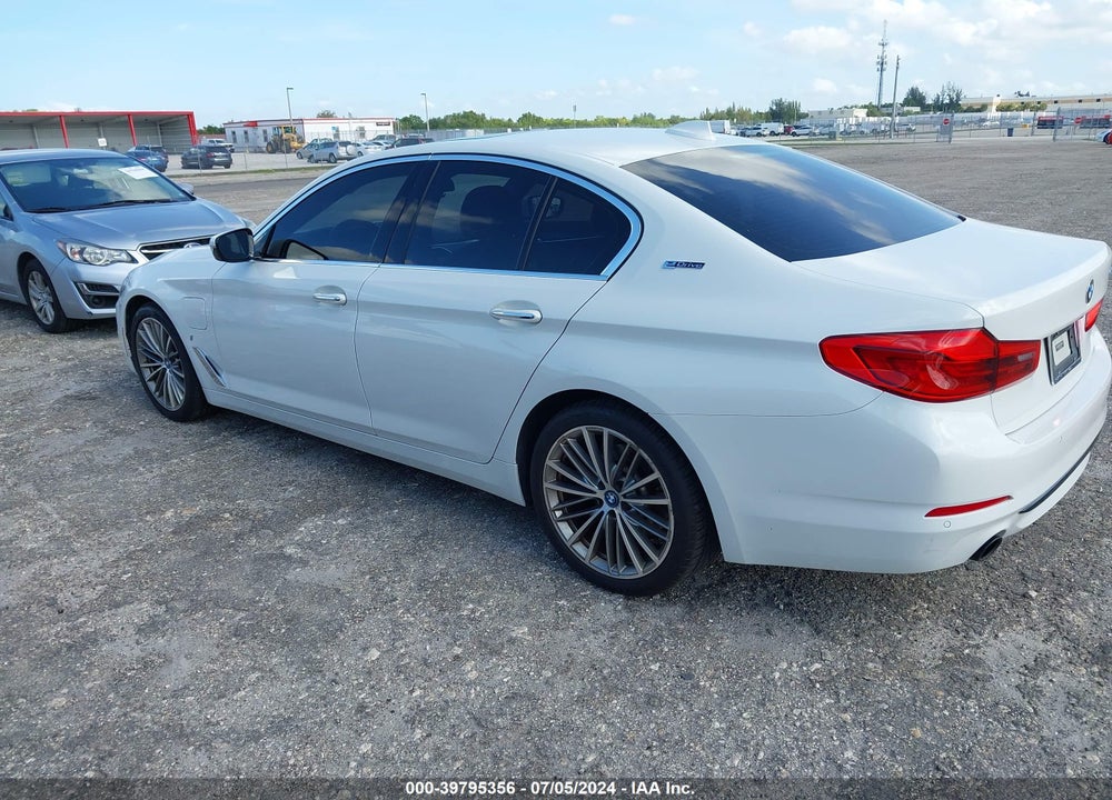 2018 BMW 530E IPERFORMANCE VIN: WBAJA9C52JB252395