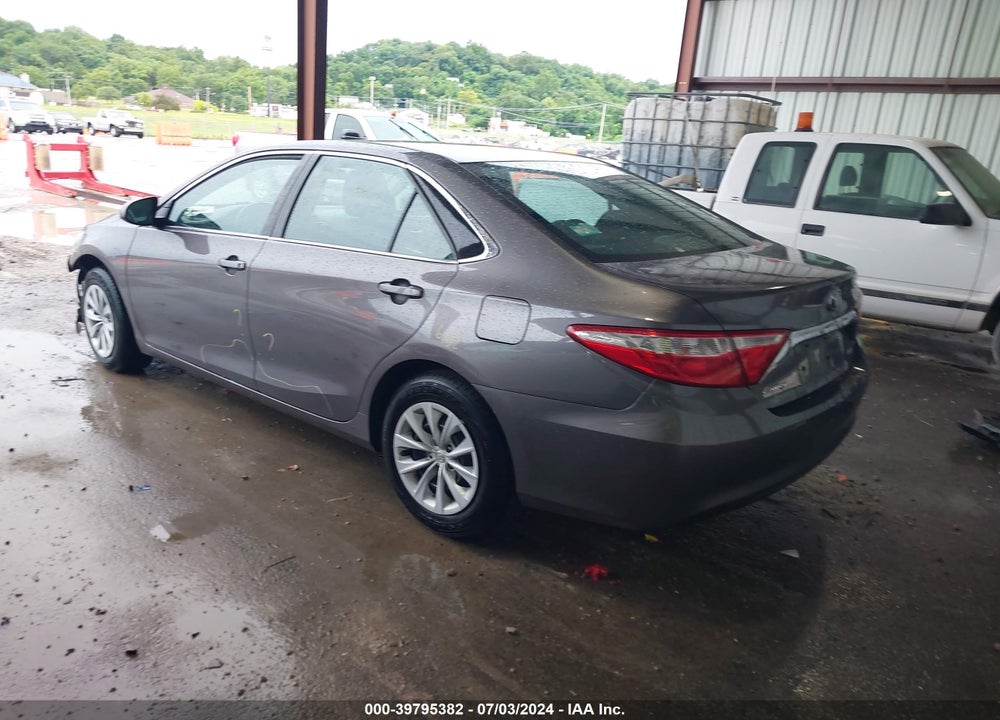 2016 TOYOTA CAMRY LE VIN: 4T4BF1FK4GR516923