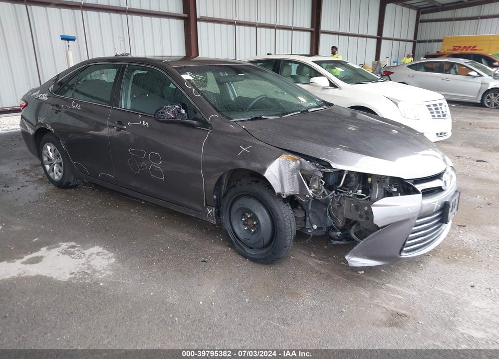 2016 TOYOTA CAMRY LE VIN: 4T4BF1FK4GR516923