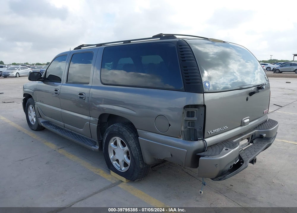2005 GMC YUKON XL 1500 DENALI VIN: 1GKFK66U35J197477