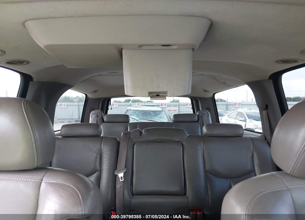 2005 GMC YUKON XL 1500 DENALI VIN: 1GKFK66U35J197477