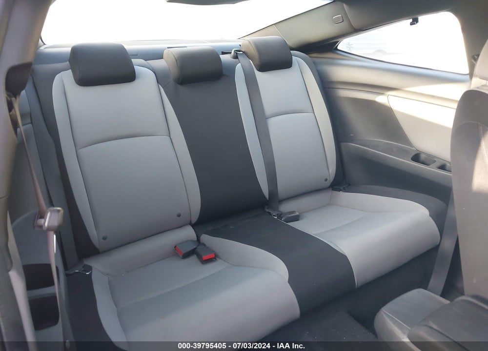 2017 HONDA CIVIC LX VIN: 2HGFC4B5XHH304561