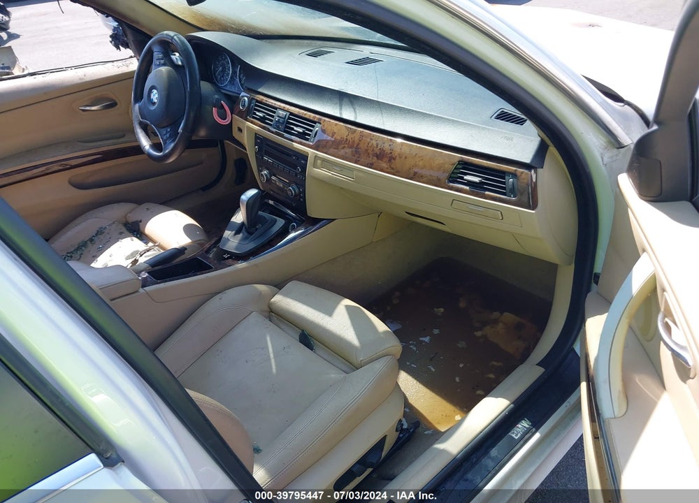 2008 BMW 335I VIN: WBAVB77598NM05439