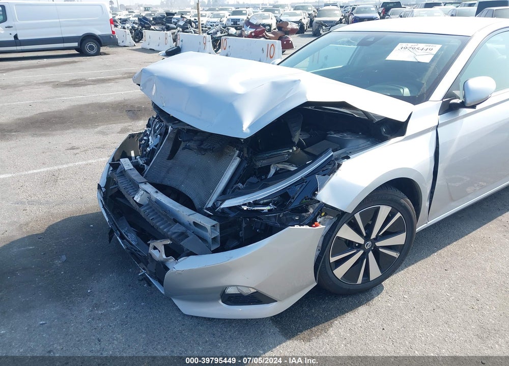 2022 NISSAN ALTIMA SV FWD VIN: 1N4BL4DV0NN340603
