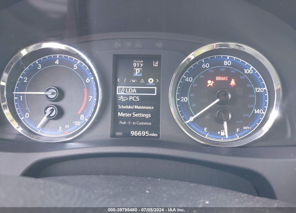 2017 TOYOTA COROLLA SE VIN: 2T1BURHE7HC911025