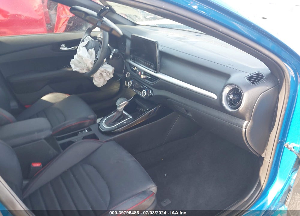 2024 KIA FORTE GT VIN: 3KPF44AC0RE720028
