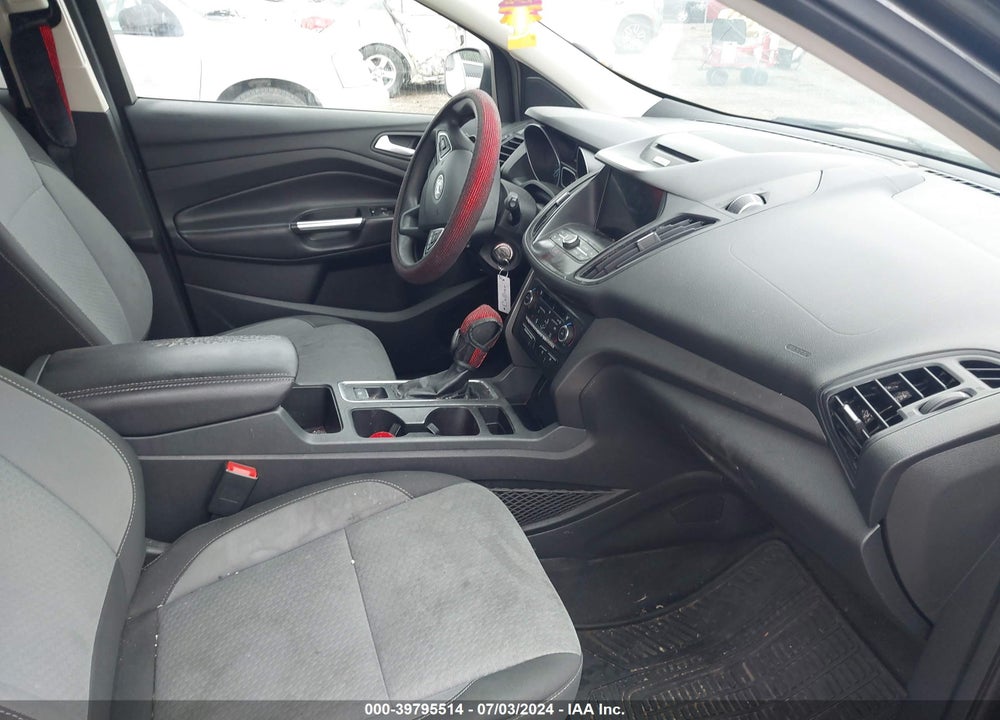 2017 FORD ESCAPE SE VIN: 1FMCU0GD1HUB14292