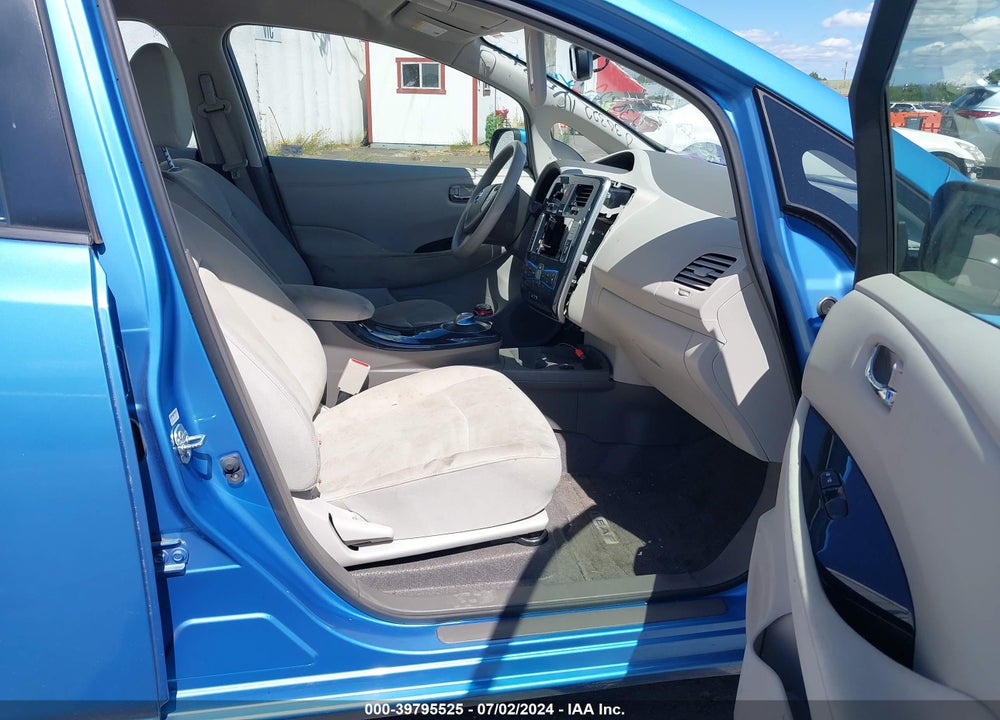 2012 NISSAN LEAF SL VIN: JN1AZ0CP7CT019668