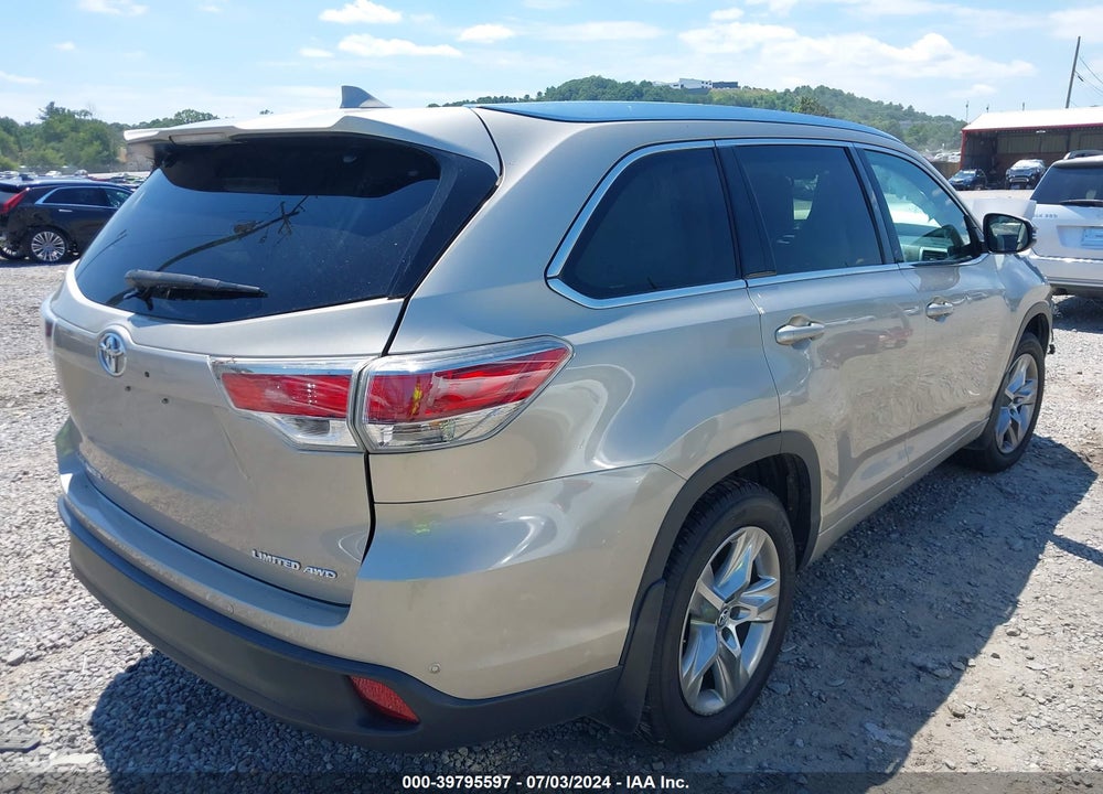 2016 TOYOTA HIGHLANDER LIMITED PLATINUM V6 VIN: 5TDDKRFHXGS323024