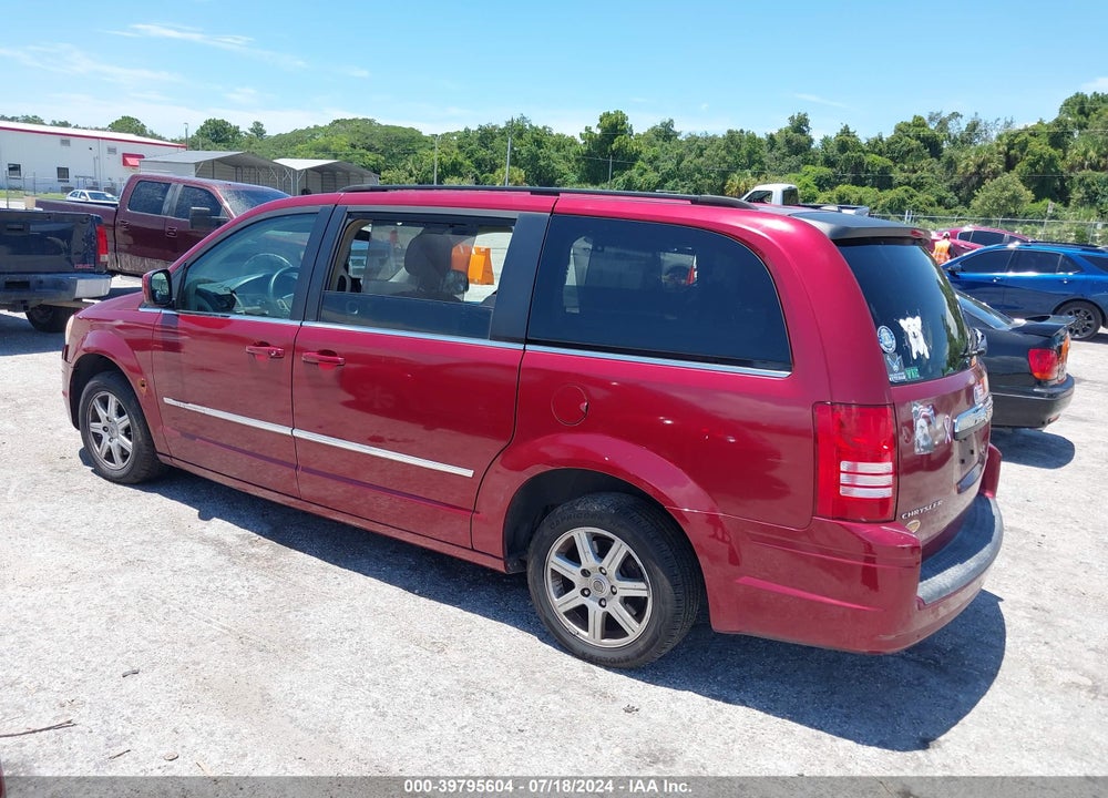 2010 CHRYSLER TOWN & COUNTRY TOURING PLUS VIN: 2A4RR8D16AR392112