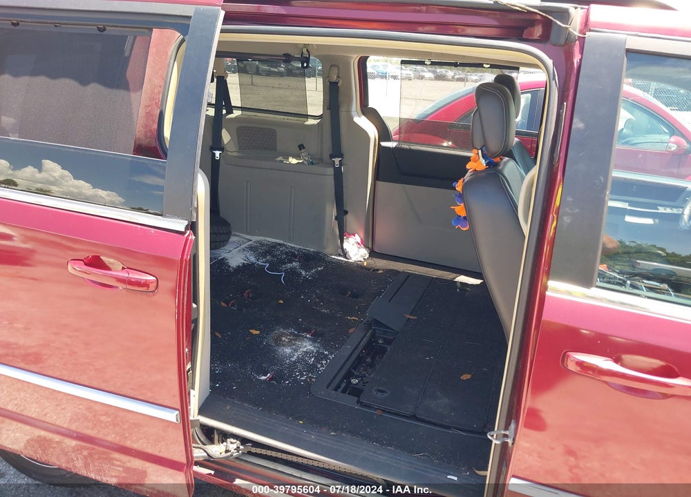 2010 CHRYSLER TOWN & COUNTRY TOURING PLUS VIN: 2A4RR8D16AR392112