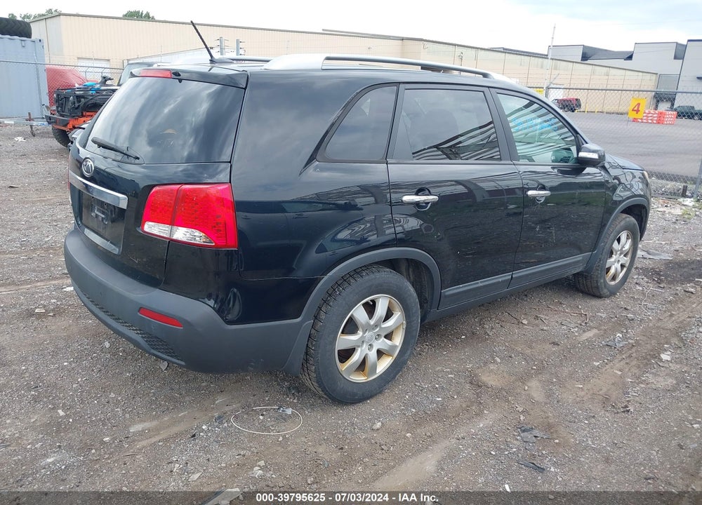 2012 KIA SORENTO LX VIN: 5XYKT3A64CG195619