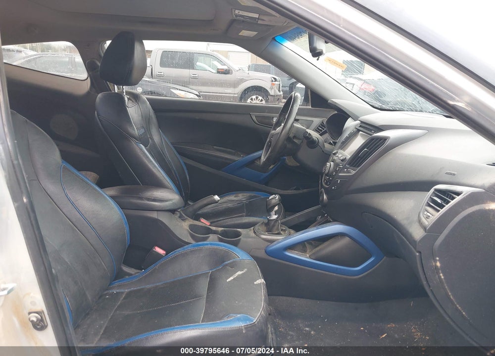 2013 HYUNDAI VELOSTER TURBO W/BLUE VIN: KMHTC6AE3DU116255