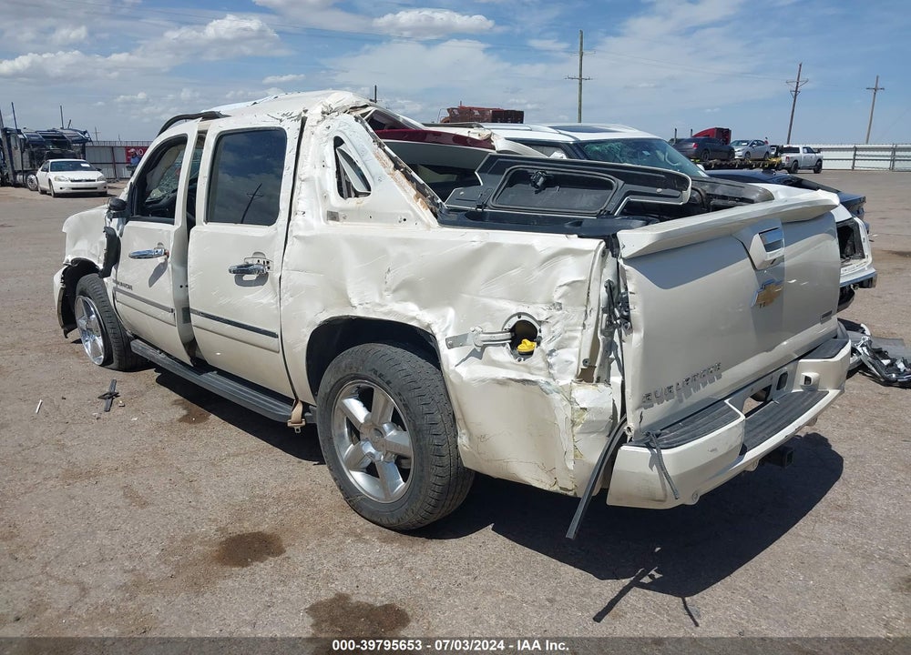 2011 CHEVROLET AVALANCHE 1500 LTZ VIN: 3GNTKGE39BG379024