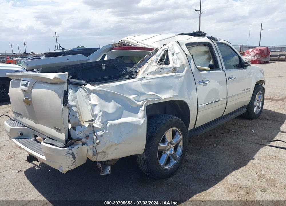 2011 CHEVROLET AVALANCHE 1500 LTZ VIN: 3GNTKGE39BG379024