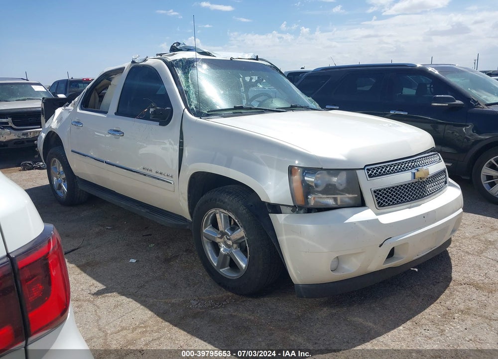 2011 CHEVROLET AVALANCHE 1500 LTZ VIN: 3GNTKGE39BG379024