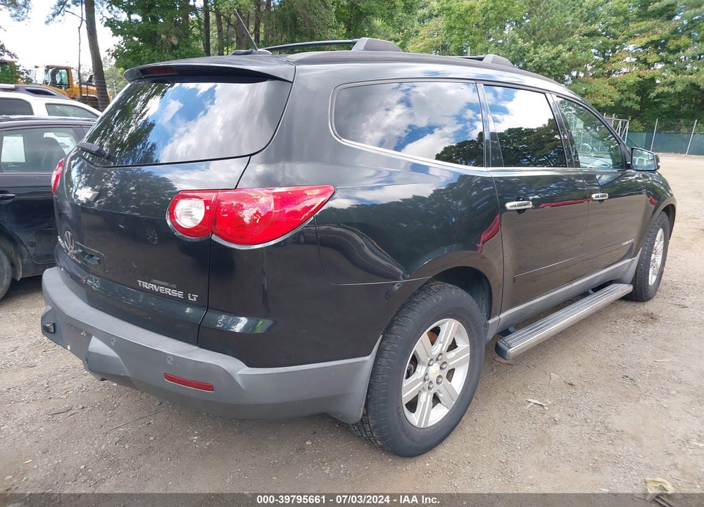 2009 CHEVROLET TRAVERSE LT VIN: 1GNEV23D29S130467
