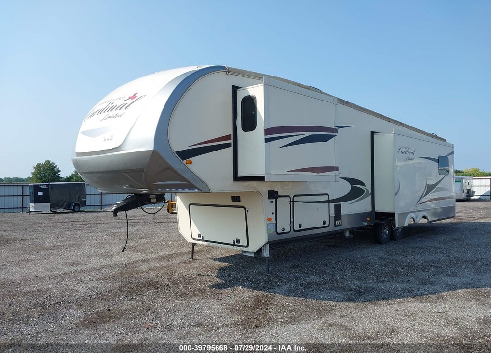 2019 CARDINAL CAF3655RSLE VIN: 4X4FCAN20KG103795